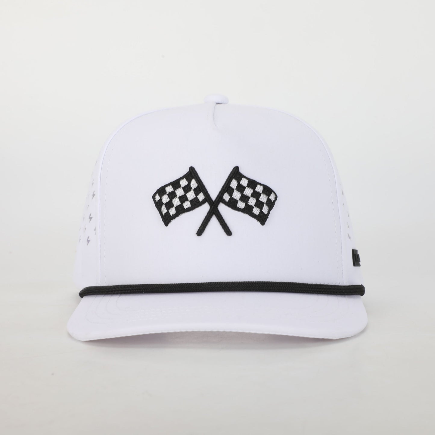 FINISH LINE WHITE ADVENTURE SNAPBACK