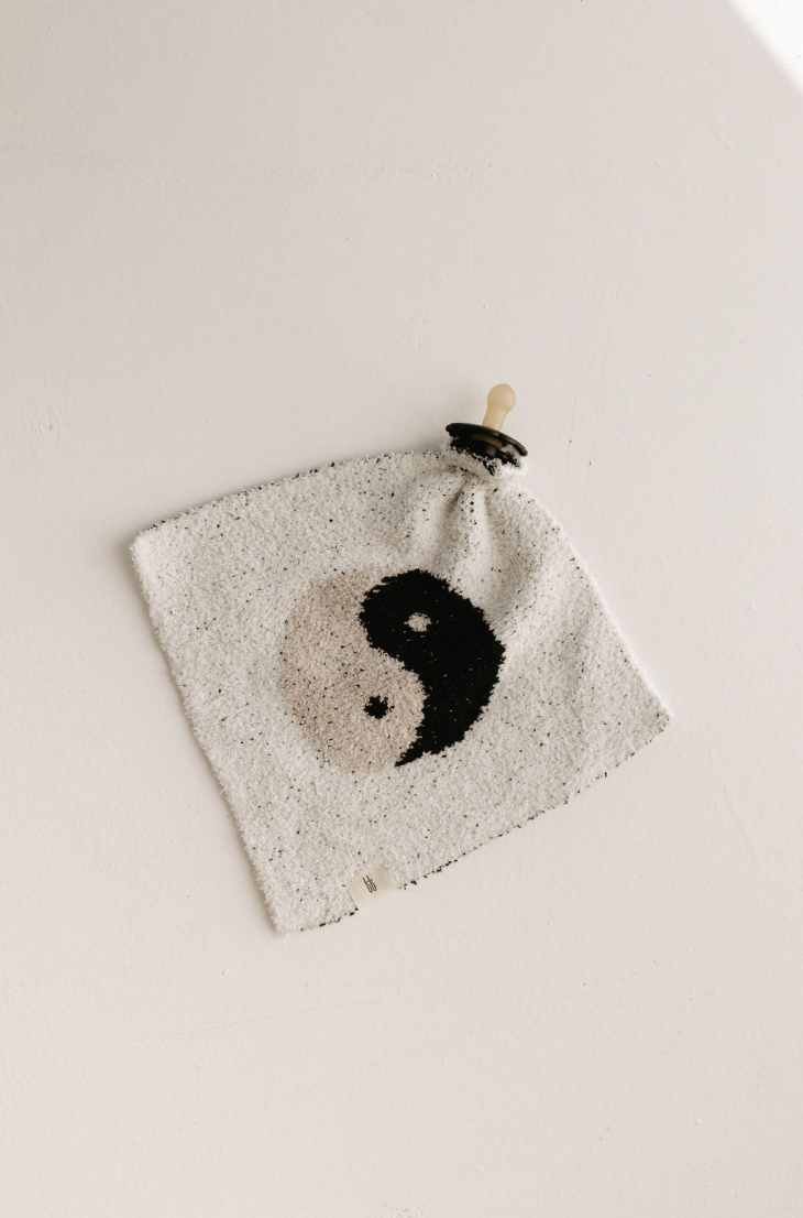 Yin Yang Black & White | Lovey