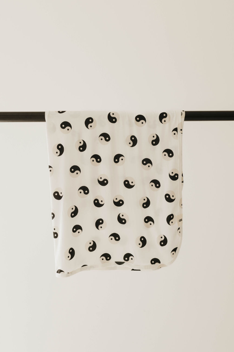 Bamboo Infant Swaddle | Black & White Yin Yang