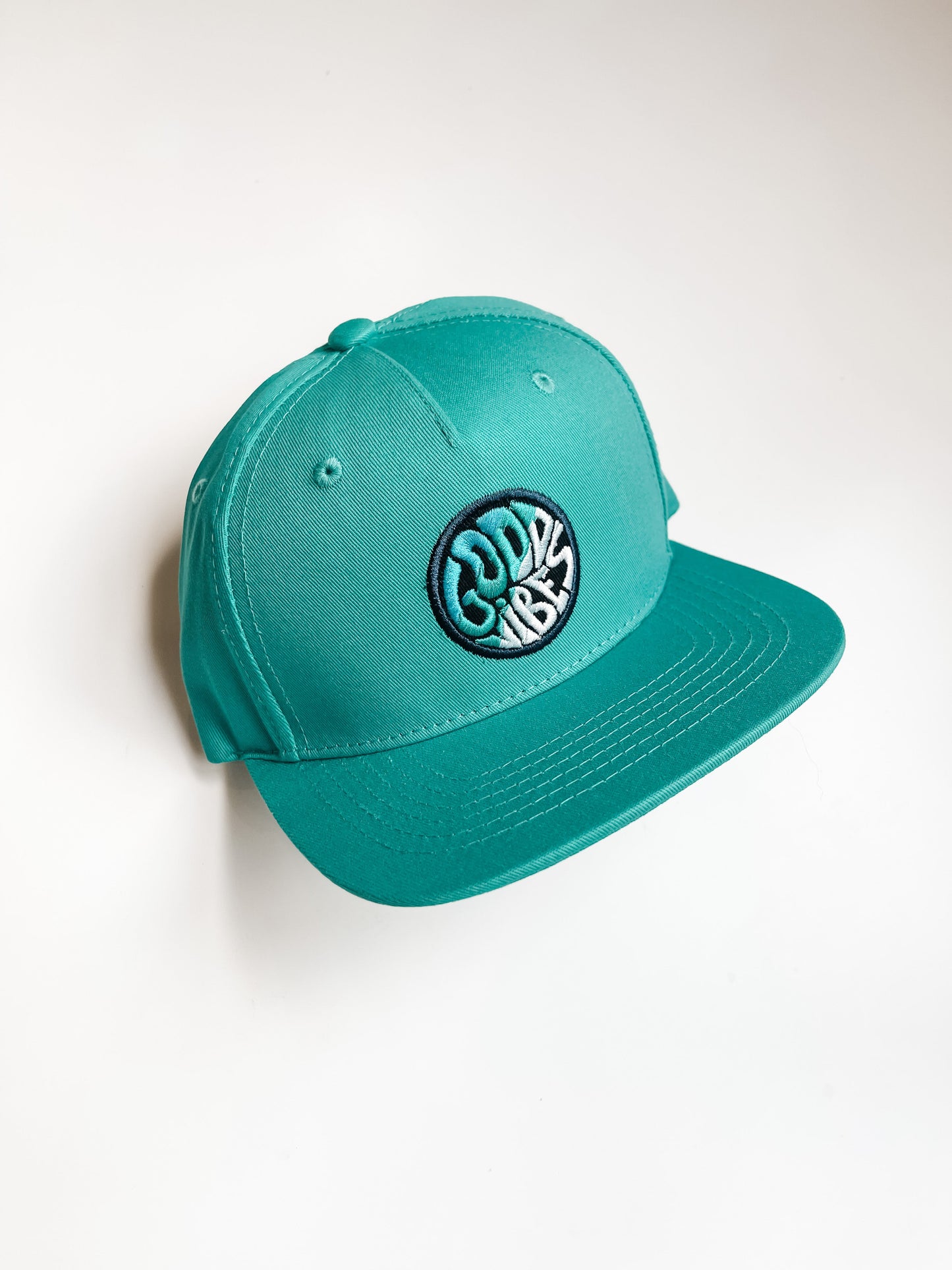 GOOD VIBES SNAPBACK